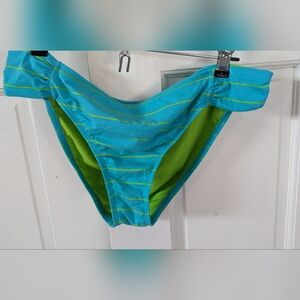 Title Nine Holy Grail bikini bottom Size Medium.
